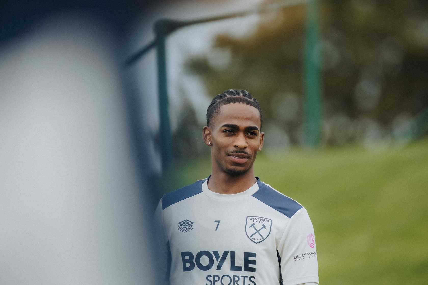 Crysencio Summerville in training